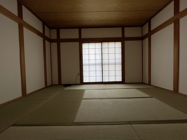 市町貸家の和室