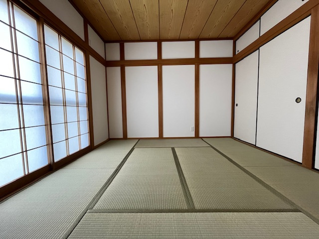 市町貸家の和室