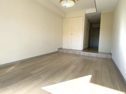 第5佐々木ビルの居間・リビング