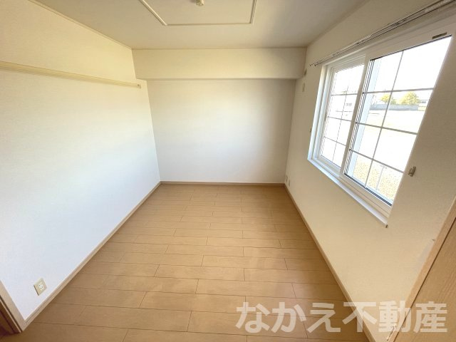 【寝室】 | 使い勝手のいい寝室です