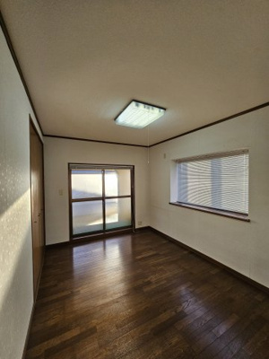 【洋室】 | 鳥取市若葉台南6丁目  中古戸建て