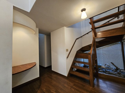 【玄関】 | 鳥取市若葉台南6丁目  中古戸建て