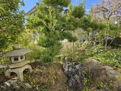 【庭】 | 鳥取市若葉台南6丁目  中古戸建て