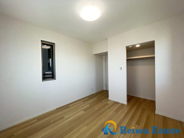 レクセルマンション茅ヶ崎の洋室