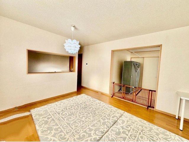 【居間・リビング】 | 佐倉市臼井台　中古戸建て | リビングです