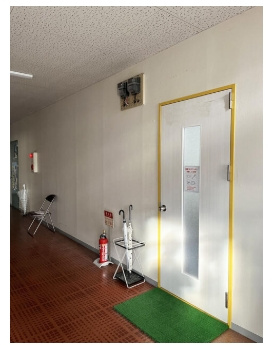 西野今屋敷町　店舗の内装