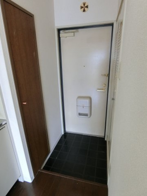 【玄関】 | サンタフェ