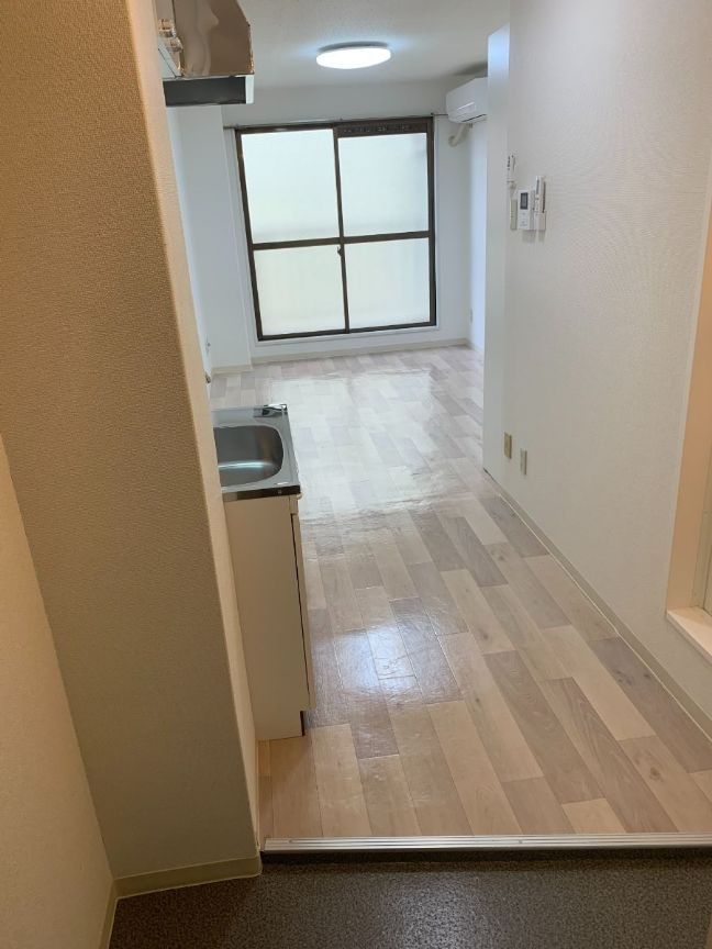 メゾン・ド・エムの玄関