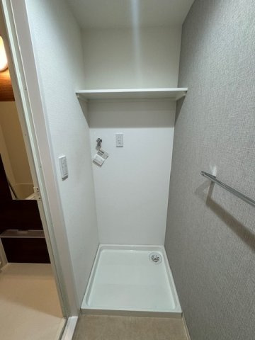 アパートメント麻布No.10 301号室の洗面所|※前回募集時の写真です。