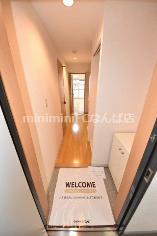アーバンコンフォート堀江の玄関