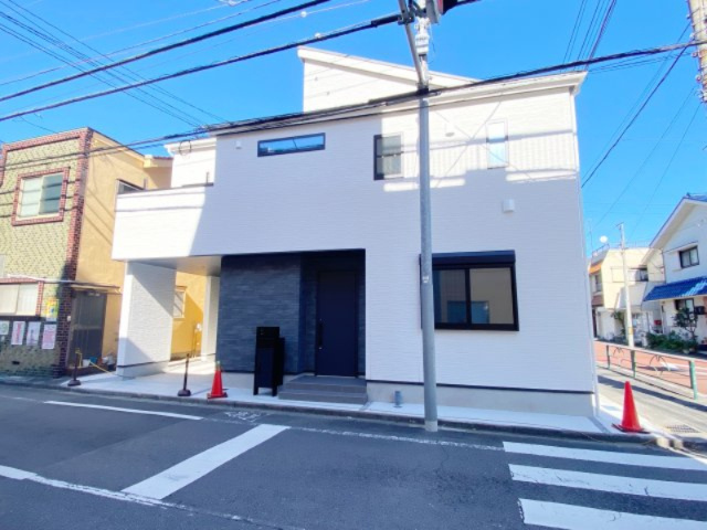 祝　成約済み　八王子市　元横山町　新築戸建ての外観|明るい日当たりが気持ちよさそうな八王子の新築戸建てです。～仲介手数料無料☆八王子ひなた不動産～八王子市元横山町　新築戸建て