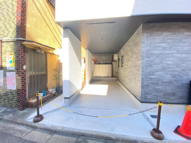 祝　成約済み　八王子市　元横山町　新築戸建ての駐車場|１台駐車ができます。～仲介手数料無料☆八王子ひなた不動産～八王子市元横山町　新築戸建て