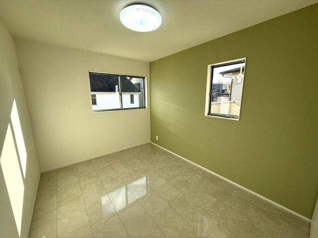 八王子市　散田町　新築未入居戸建ての洋室|～2階6.0帖の洋室　2面採光で明るいお部屋です～