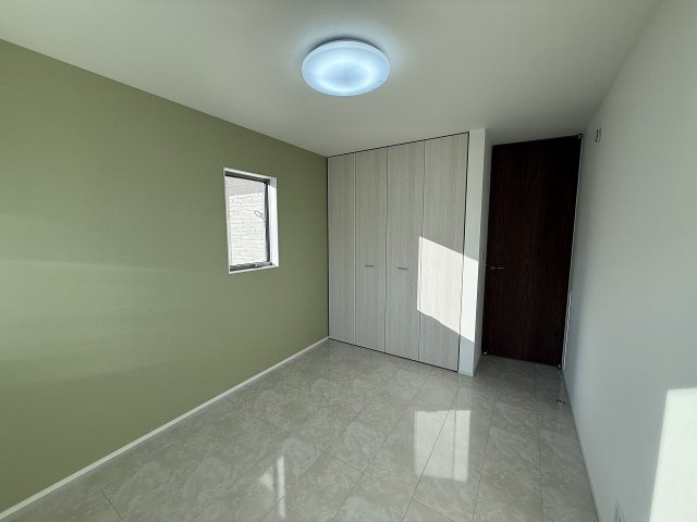 八王子市　散田町　新築未入居戸建ての収納|～収納力の高いクローゼット完備～