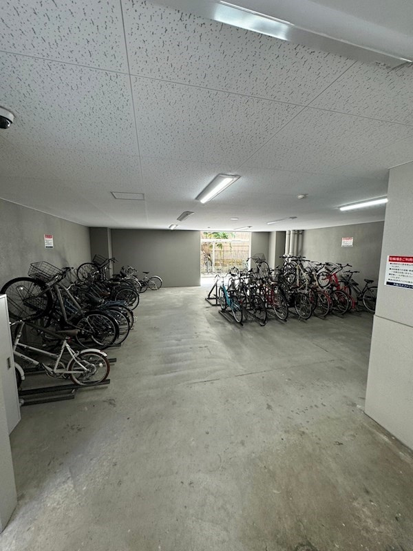 アーバネックス大阪城WESTの駐車場|駐車場完備です