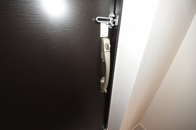 プレサンス谷町九丁目駅前