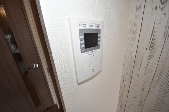 プレサンス谷町九丁目駅前