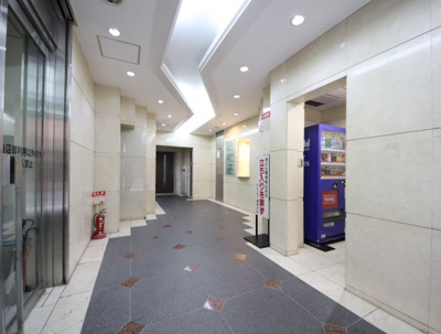 【エントランス】 | アベニュー御幸ビル