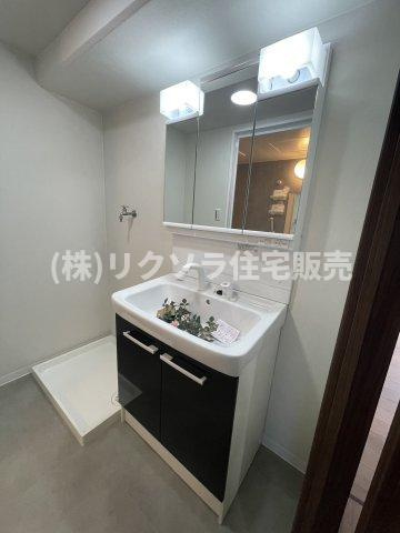 エバーグリーン門真の独立洗面台|独立洗面台
■物件内覧・資金計画相談・住宅ローン相談、リフォーム相談、お問合せ受付中■
※当日・翌日のご内覧、ご相談はお電話でのお問合せがスムーズです！