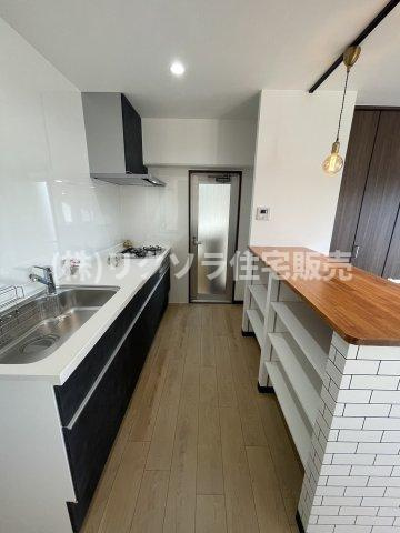 エバーグリーン門真のキッチン|キッチンスペース
■物件内覧・資金計画相談・住宅ローン相談、リフォーム相談、お問合せ受付中■
※当日・翌日のご内覧、ご相談はお電話でのお問合せがスムーズです！