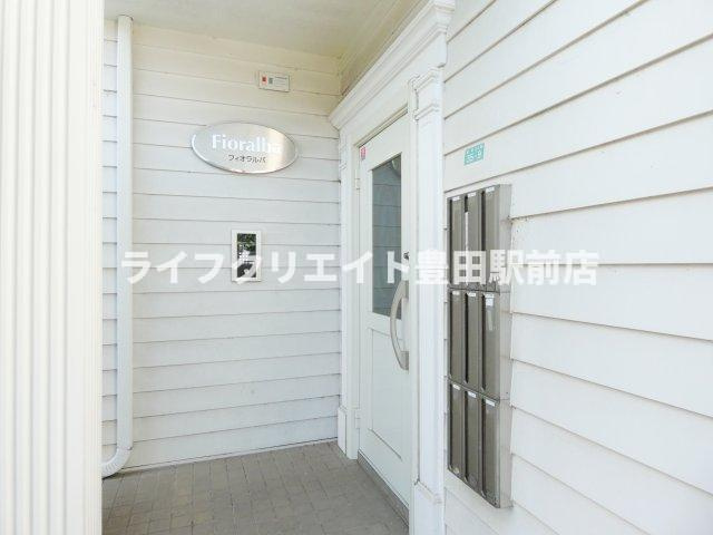 Fioralbaのエントランス