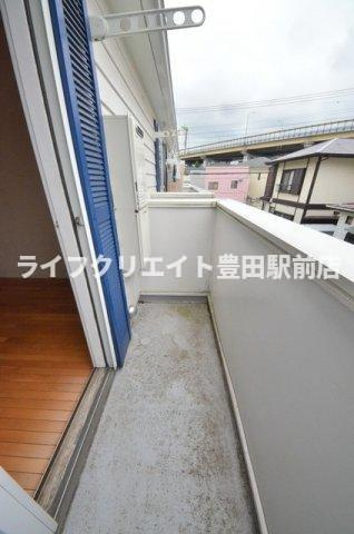 Fioralbaのバルコニー