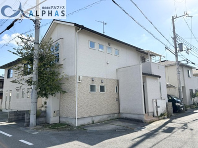 【外観】 | 加古郡播磨町北野添二丁目　一戸建て | 角地の為、陽当たり通風良好♪