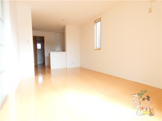 プリムヴェール壱番館の居間・リビング