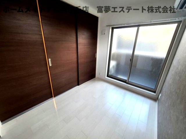 【洋室】 | F asecia kanoa（エフアセシアカノア） | リビングと洋室の間仕切りを閉めたとき
