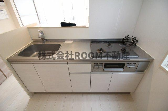 アールエム都北のキッチン|コンパクトなキッチンで掃除もラクラク