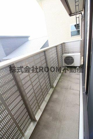 アールエム都北のバルコニー|お洗濯にも便利なバルコニー付き