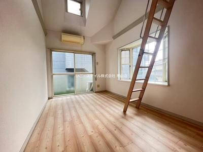 【居間・リビング】 | パレスあい | 使いやすいリビングです