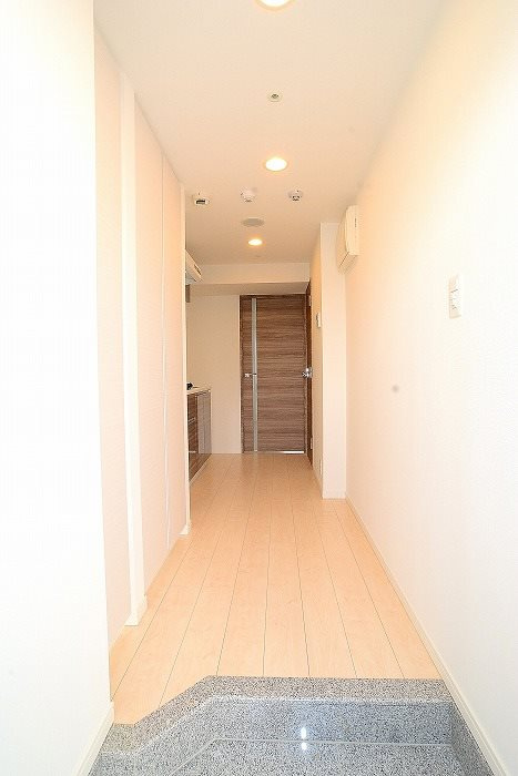 グランドコンシェルジュ西巣鴨アジールコートの玄関