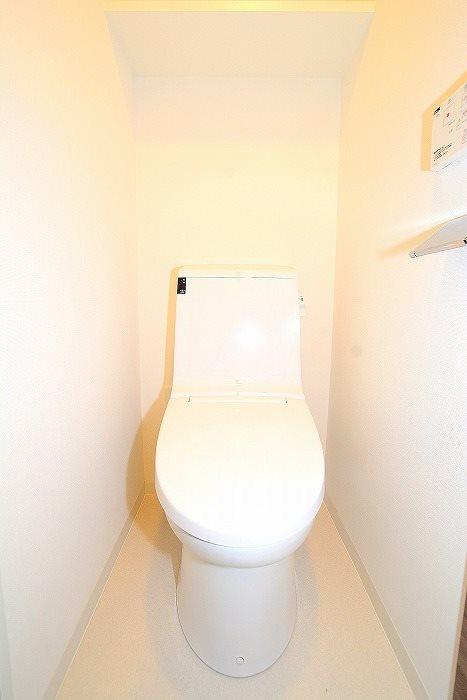 グランドコンシェルジュ西巣鴨アジールコートのトイレ