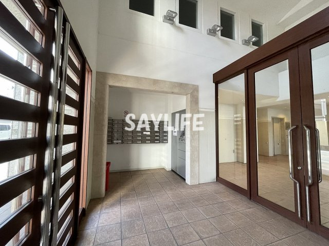 リヴシティ深江橋のエントランス