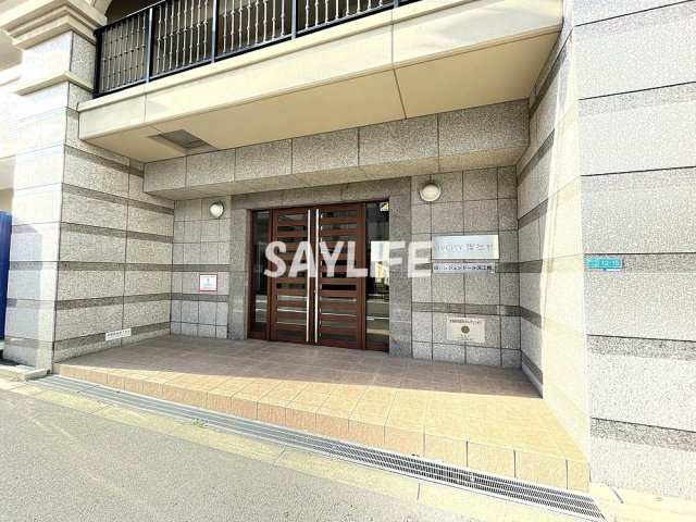 リヴシティ深江橋のエントランス