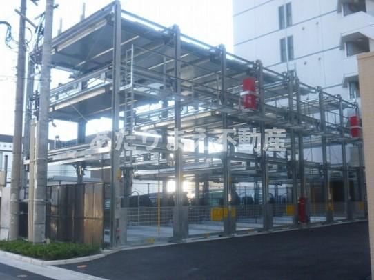 ＬＵＣＩＳ高宮の駐車場