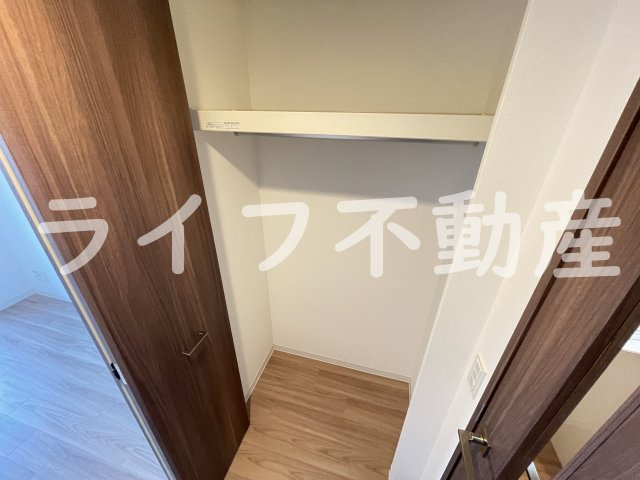 ワールドアイ大阪城EASTアドバンスの収納|たっぷりとした収納スペースです