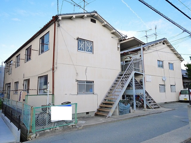 大宮荘の外観