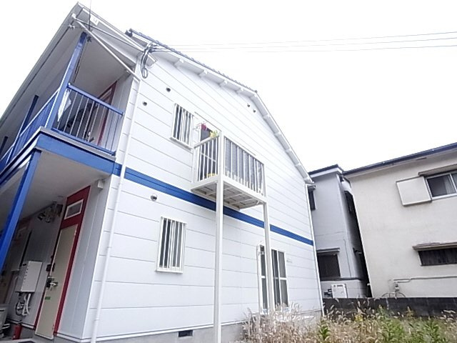 神戸市兵庫区小山町のアパートの外観