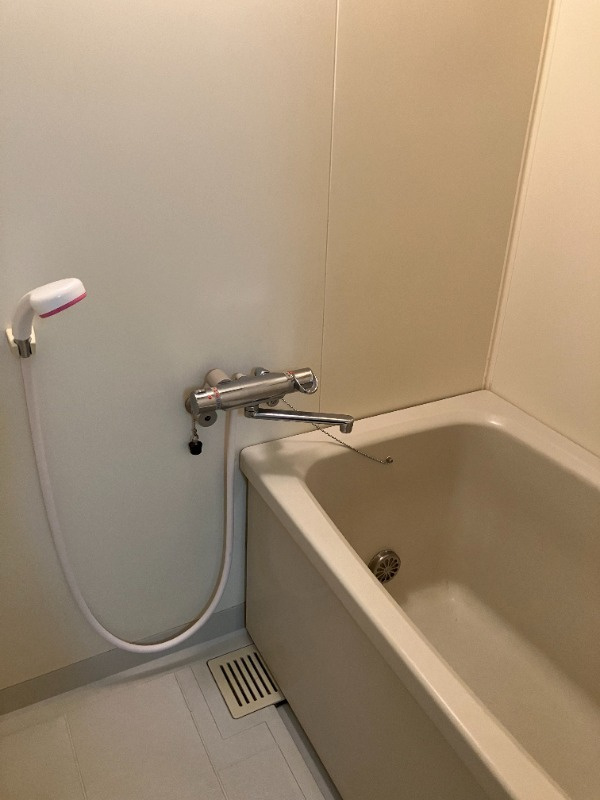 インペリアル花屋敷の浴室