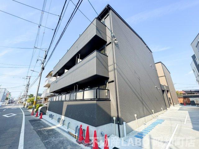 セレニティ照ヶ丘矢田B棟の外観