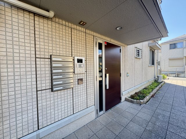 リヴェール南流山　Ａのエントランス