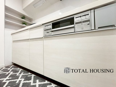 【キッチン】 | セザール月寒西 | キッチンスペースはリビングダイニングとは独立したタイプです。「来客時でもキッチンスペースを見られない」「調理の油や匂いがお部屋に広がりにくい」などのメリットがございます。