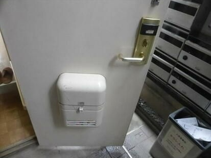 ウィル東府中Ⅰの玄関