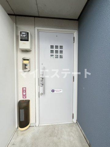 【玄関】 | ミロワールB
