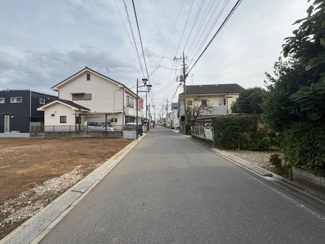 【前面道路含む現地写真】