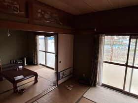 西条市飯岡2412-43　中古戸建の和室