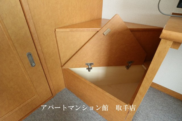 レオパレスエントピアホープの収納