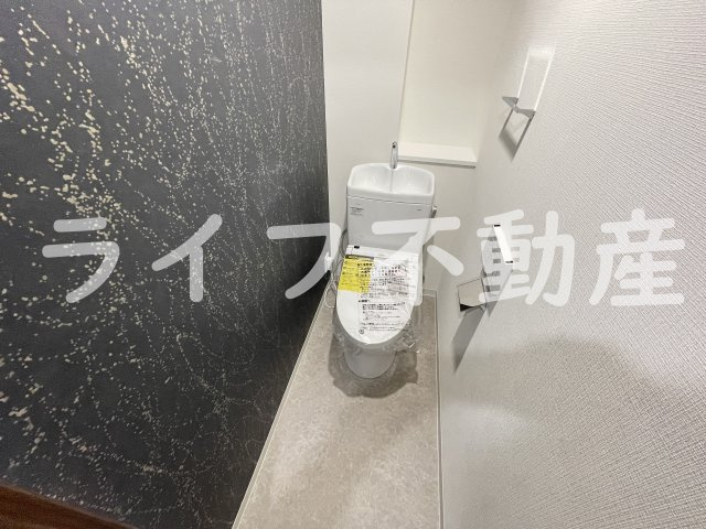 プレサンスＮＥＯ新深江リュミエル のトイレ|落ち着いた色調のトイレです